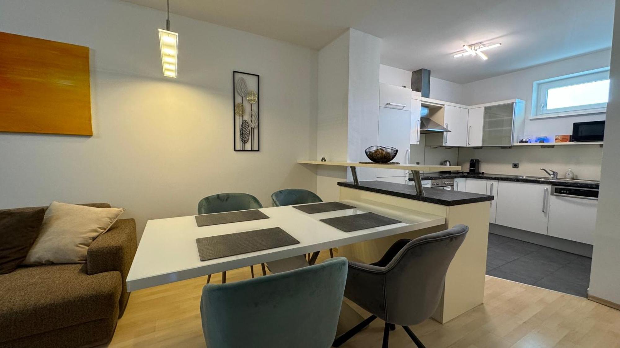 City Apartement Linz Fuer 5 Gaeste Mit Self-Checkin Und Kueche 외부 사진